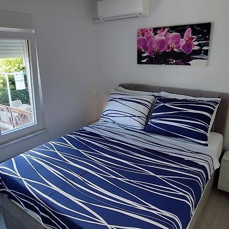Apartman Perunika เซลเซ ภายนอก รูปภาพ