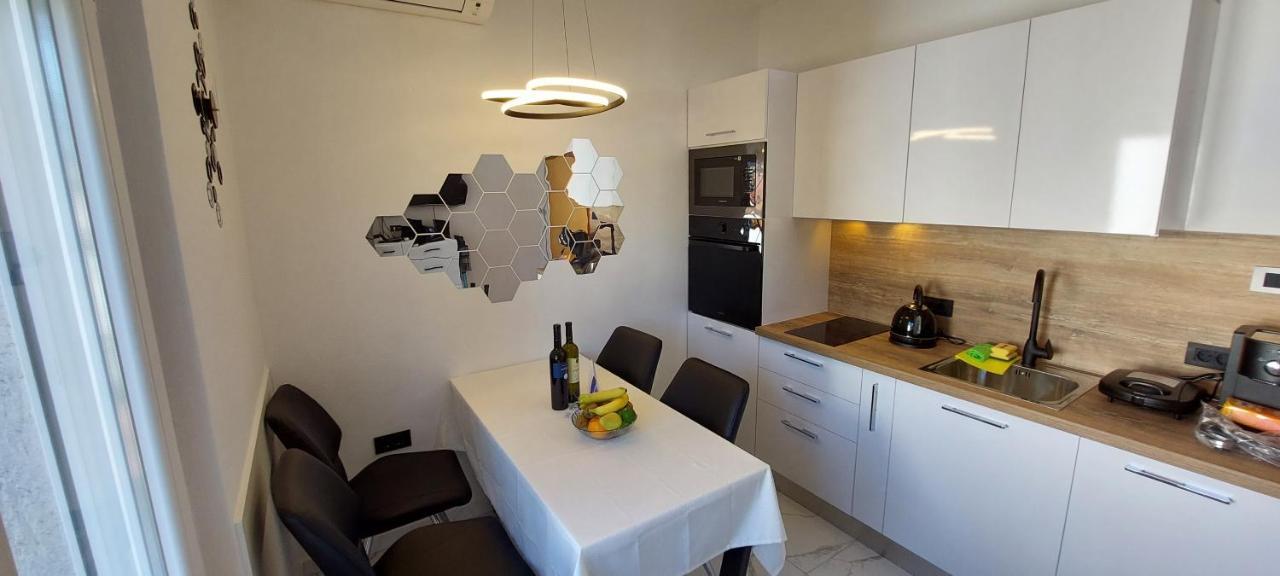 Apartman Perunika เซลเซ ภายนอก รูปภาพ