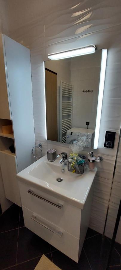 Apartman Perunika เซลเซ ภายนอก รูปภาพ